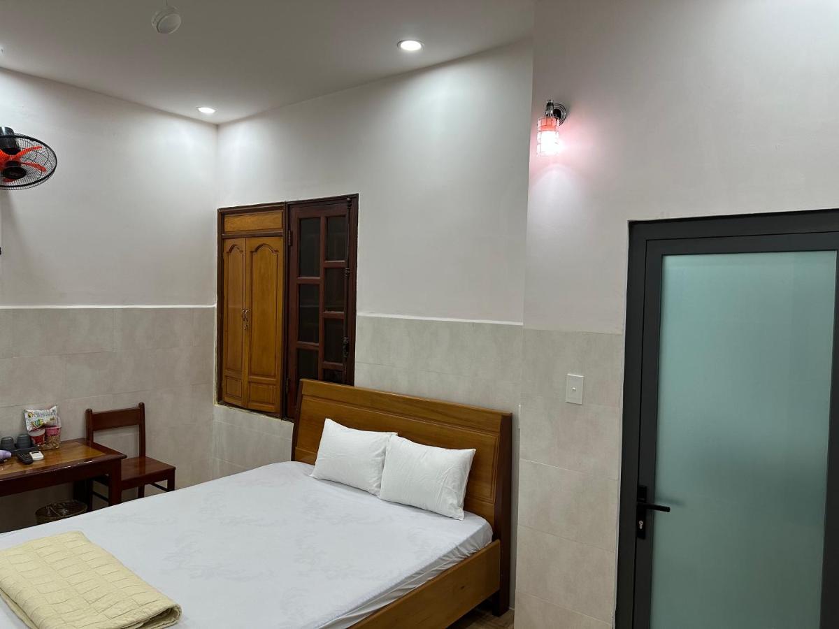 Hoang Linh Hotel Buôn Ma Thuột Zewnętrze zdjęcie