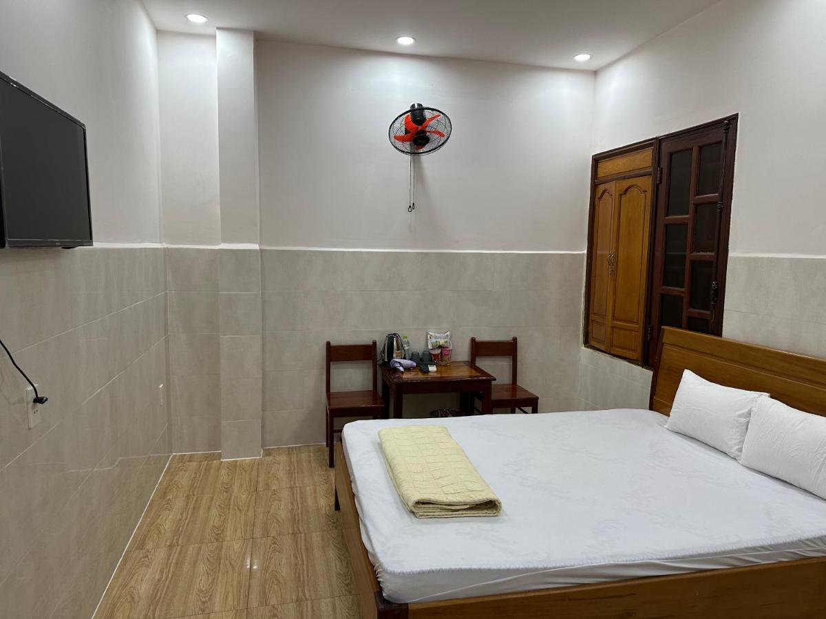 Hoang Linh Hotel Buôn Ma Thuột Zewnętrze zdjęcie