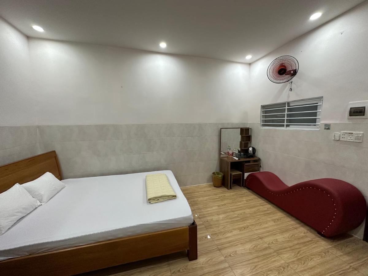 Hoang Linh Hotel Buôn Ma Thuột Zewnętrze zdjęcie